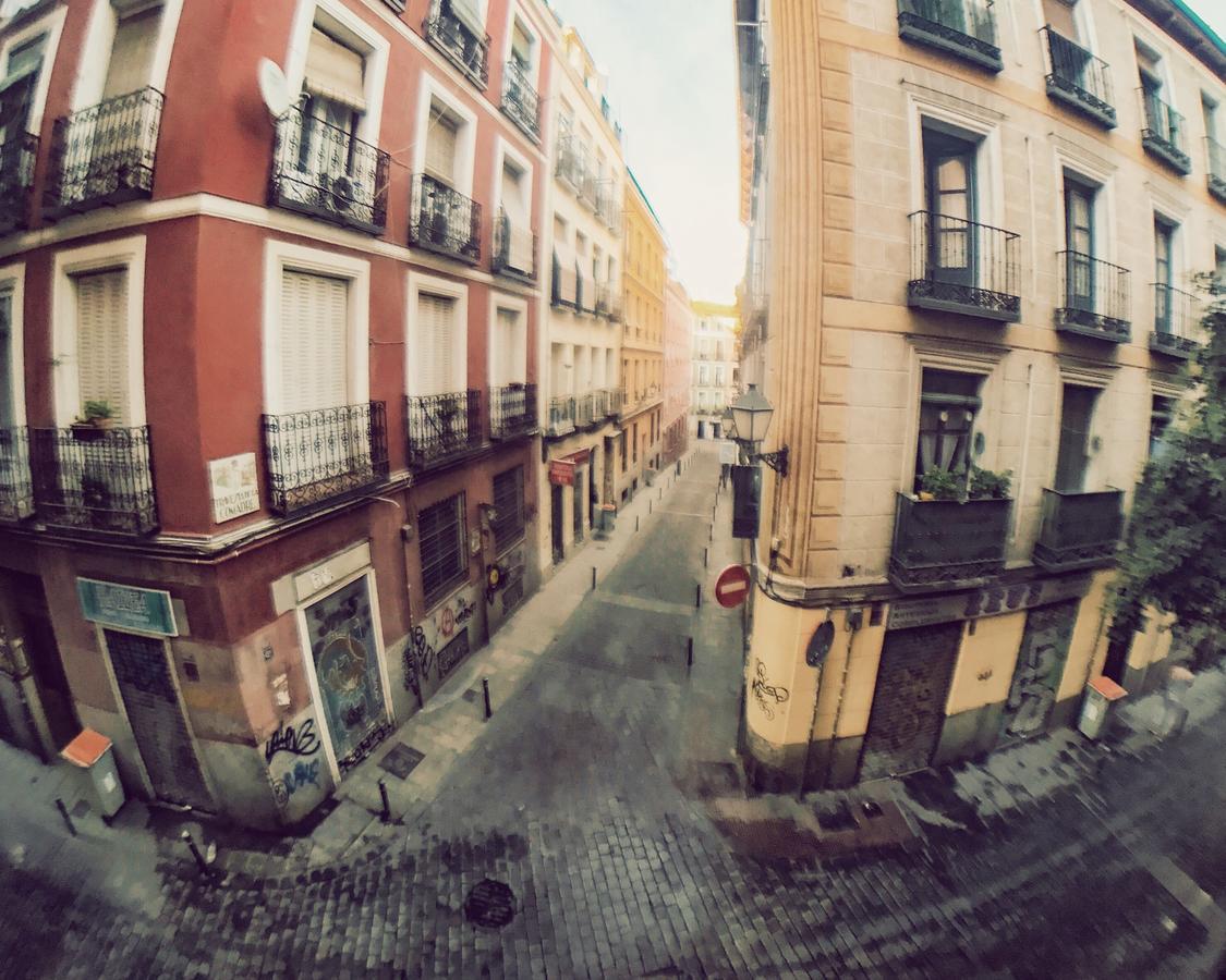 Lollipop Flats City Centre Suite Madrid Exterior photo